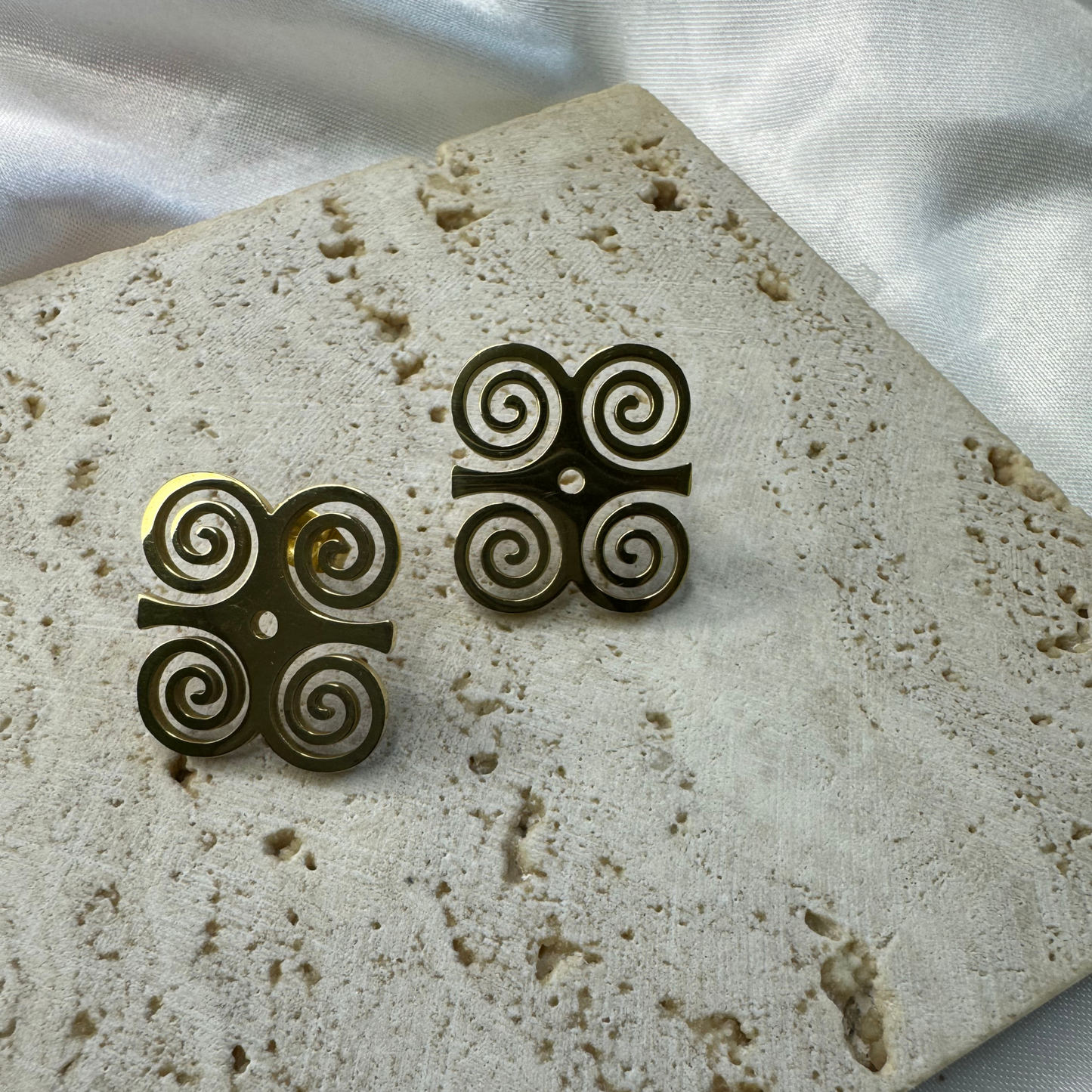 adrinka dwennimme symbol earrings