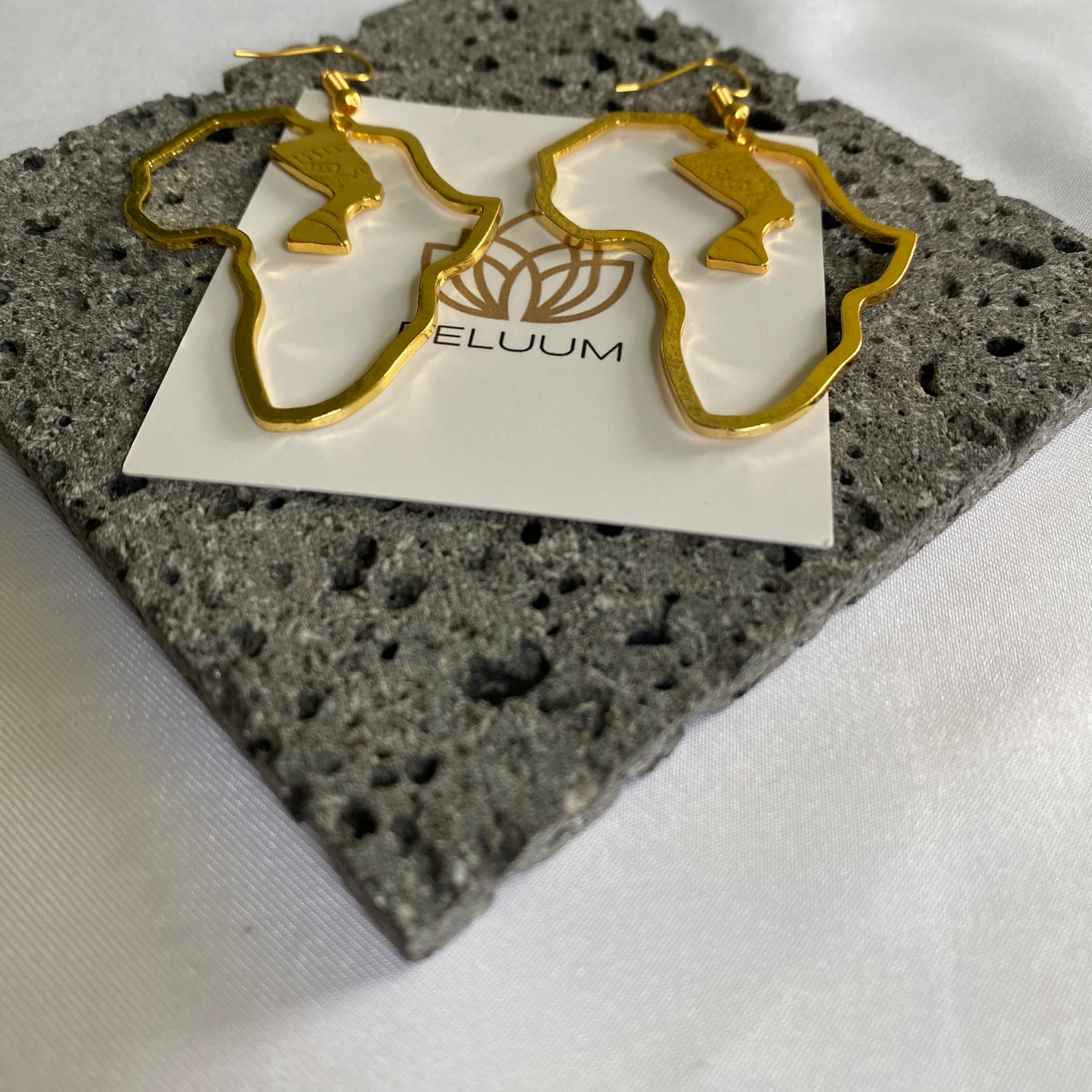 large africa map outline earrings - with nefertiti