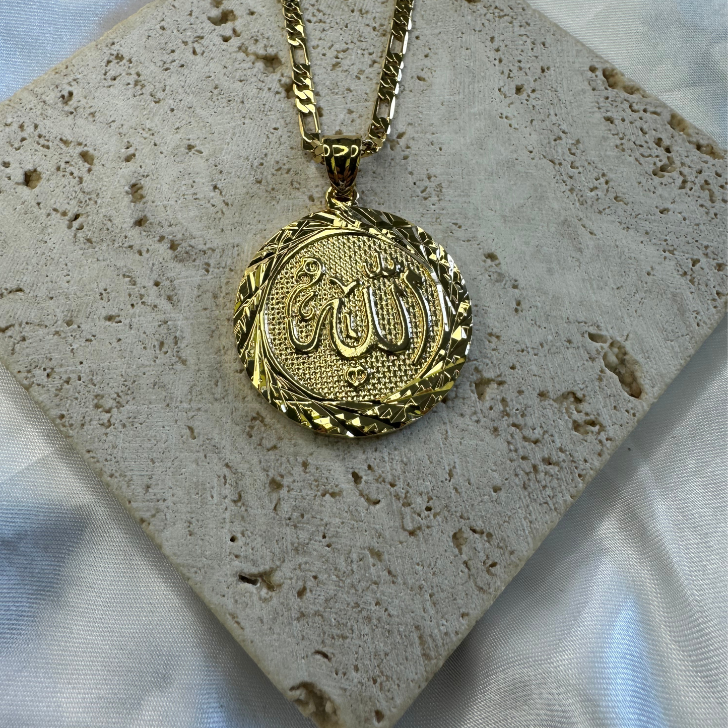 allah medallion